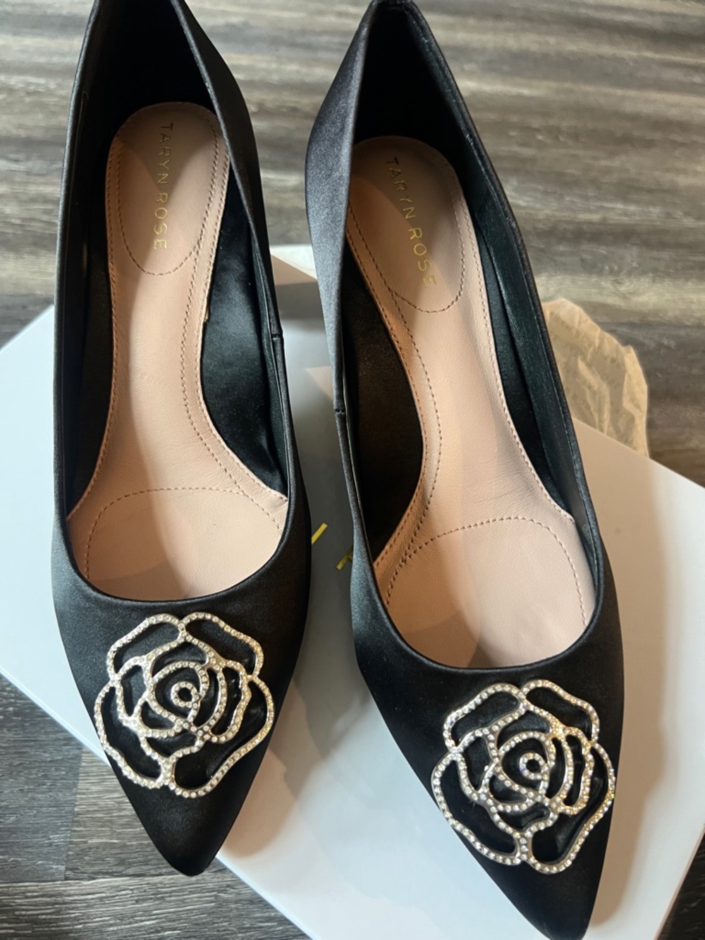 New Taryn Rose Maci Crystal black satin pumps - Picture 2 of 8